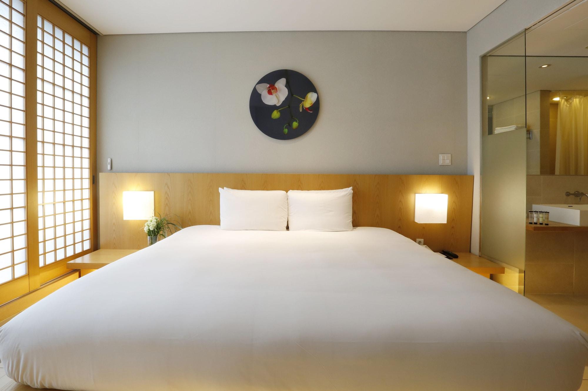 Grand Mercure Ambassador Changwon Exteriör bild