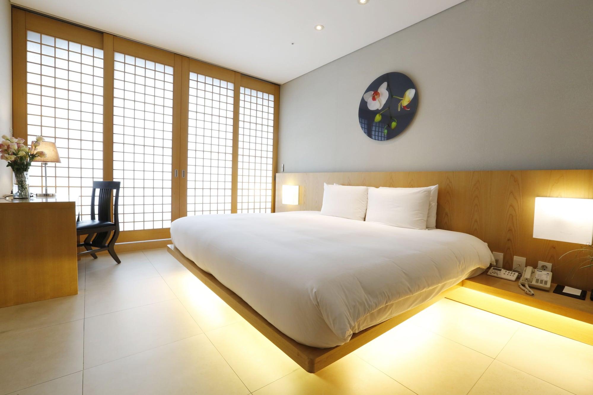 Grand Mercure Ambassador Changwon Exteriör bild