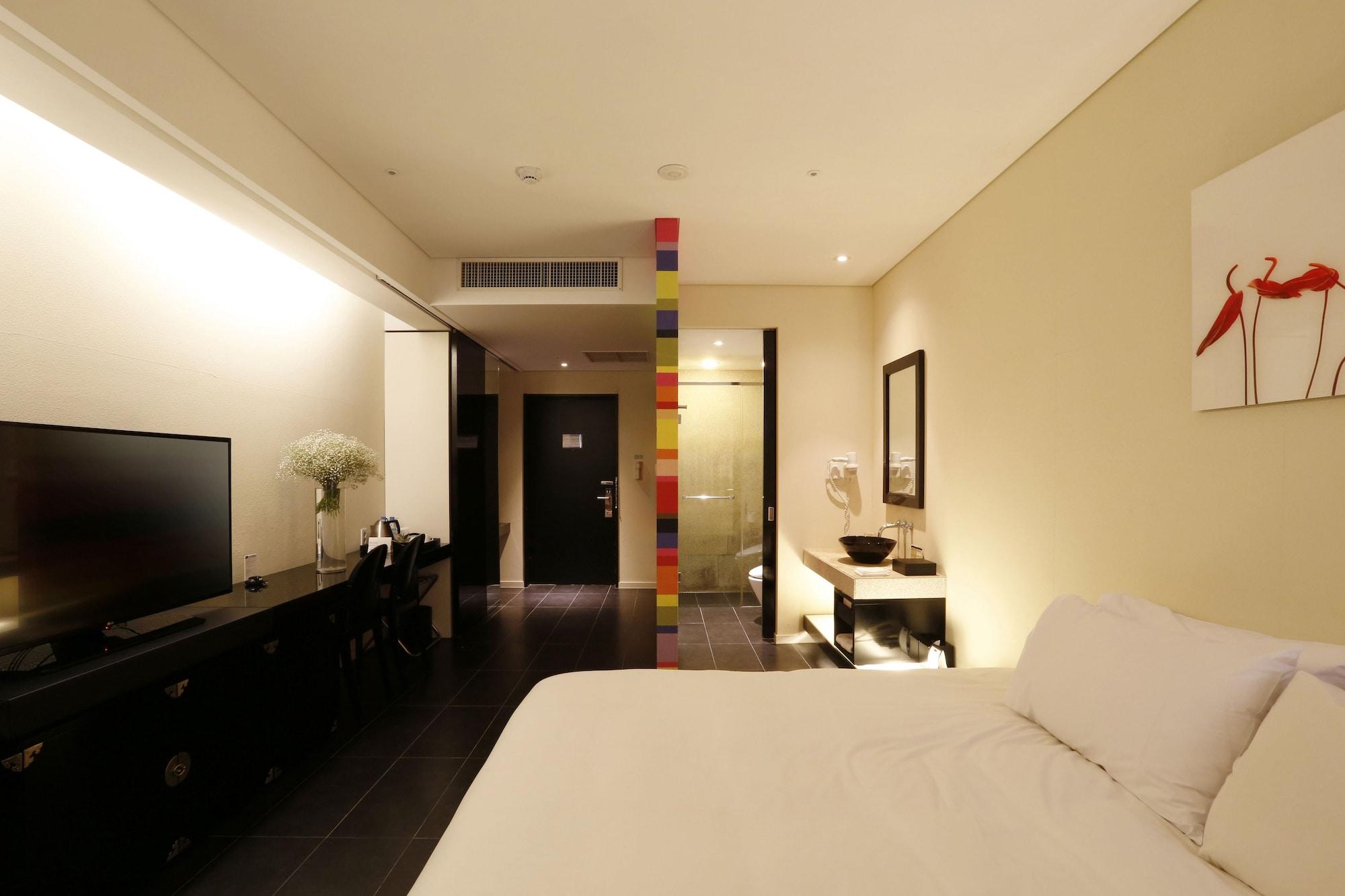 Grand Mercure Ambassador Changwon Exteriör bild