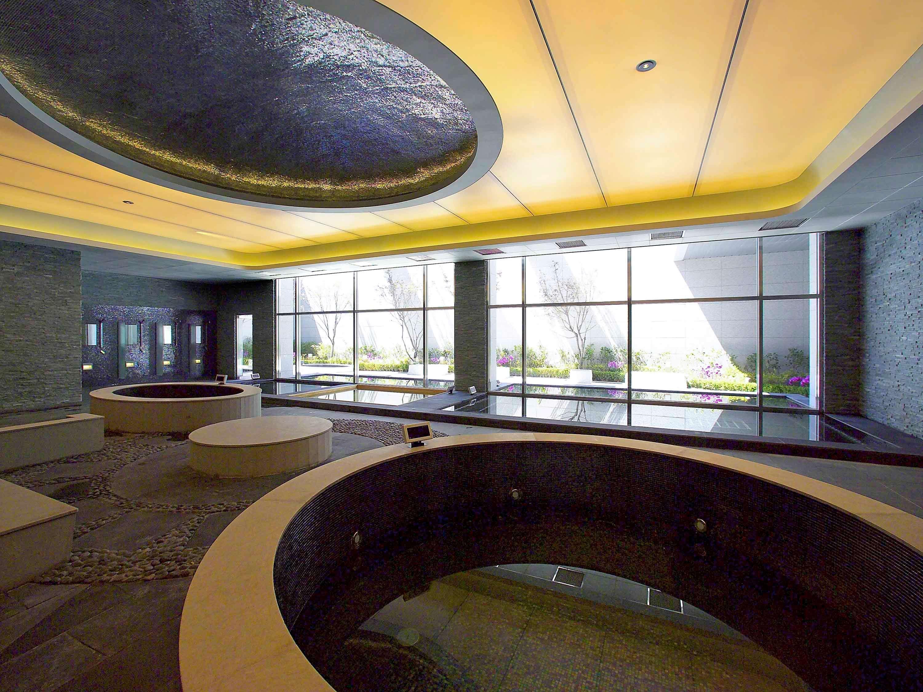 Grand Mercure Ambassador Changwon Exteriör bild