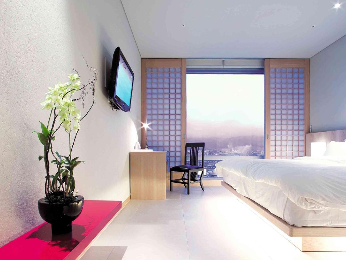 Grand Mercure Ambassador Changwon Exteriör bild