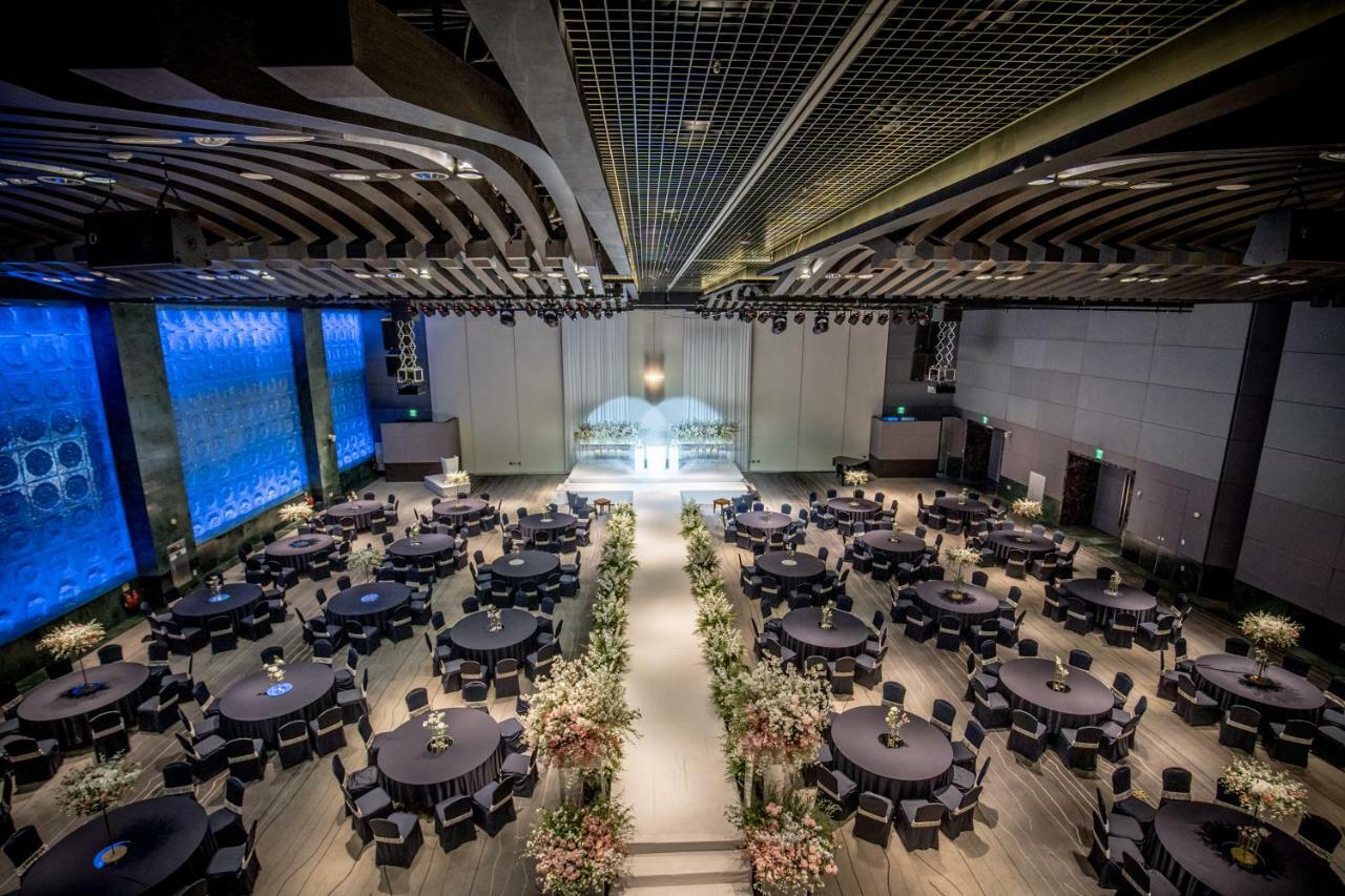 Grand Mercure Ambassador Changwon Exteriör bild